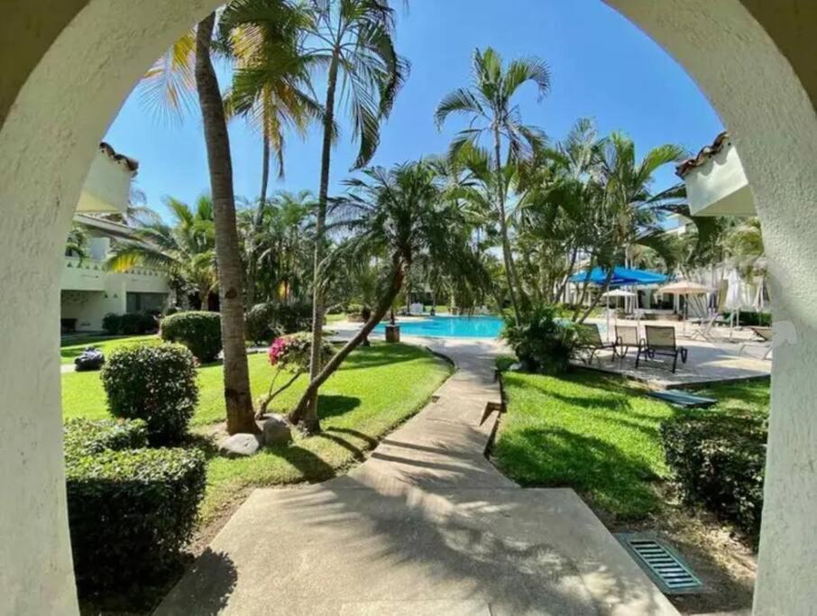 Hermoso Apartamento En Manzanillo Con Alberca Y Cancha De Tenis, Ideal Para Relajarse Y Disfrutar De Una Escapada Tranquila En El Paraiso Tropical Экстерьер фото