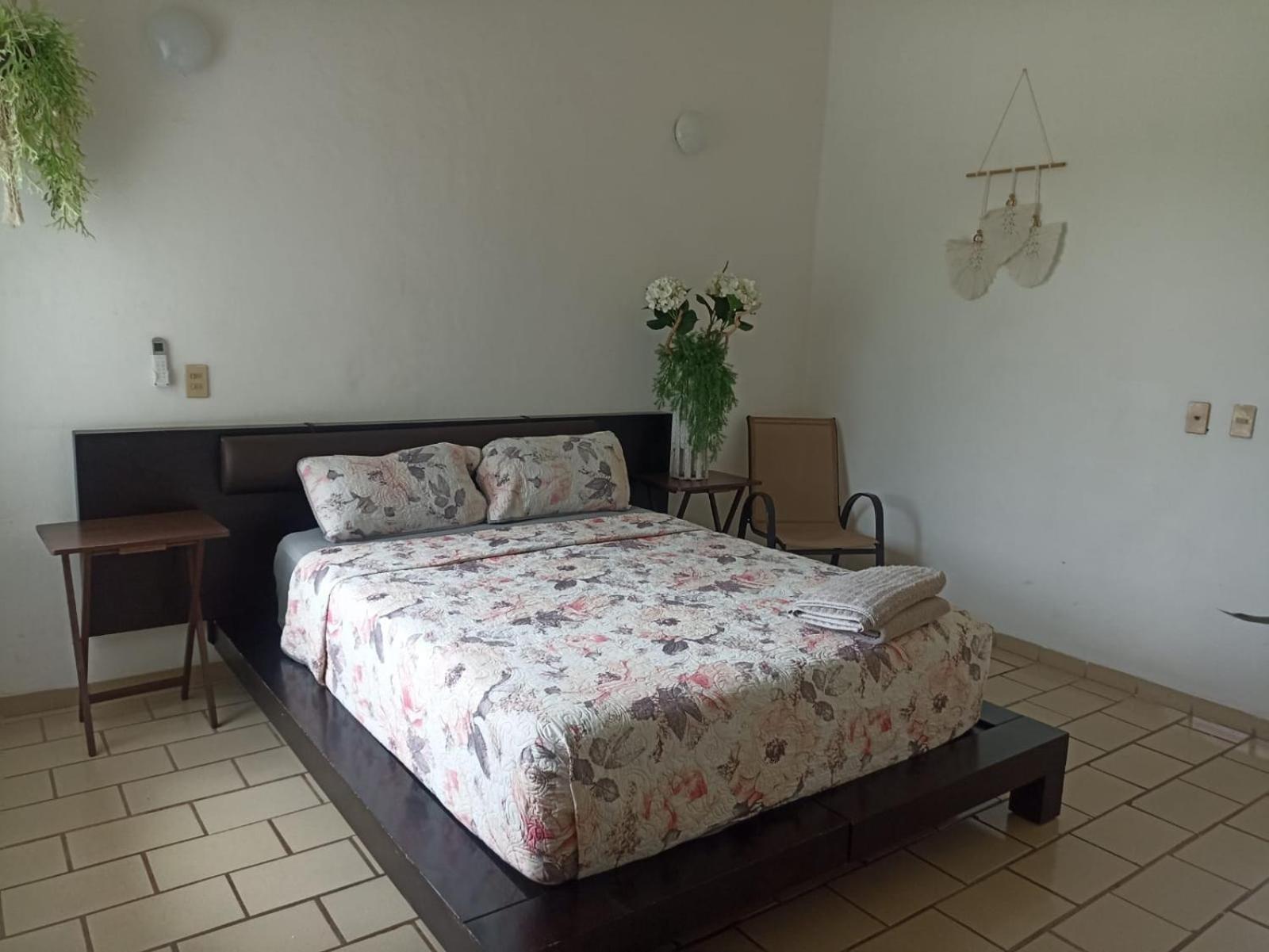 Hermoso Apartamento En Manzanillo Con Alberca Y Cancha De Tenis, Ideal Para Relajarse Y Disfrutar De Una Escapada Tranquila En El Paraiso Tropical Экстерьер фото